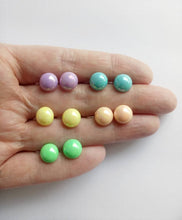 Load image into Gallery viewer, Pearlized Cabochon Earrings