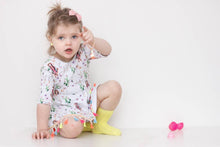 Load image into Gallery viewer, Bright Cabochon Earrings