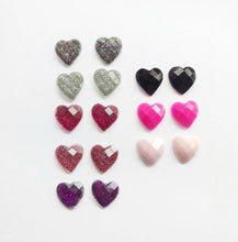 Load image into Gallery viewer, Faceted Glitter Heart Earrings