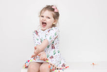 Load image into Gallery viewer, Bright Cabochon Earrings