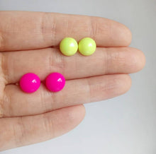 Load image into Gallery viewer, Bright Cabochon Earrings
