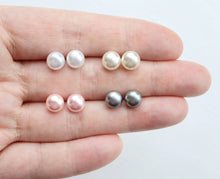 Load image into Gallery viewer, Classic Pearl Earrings
